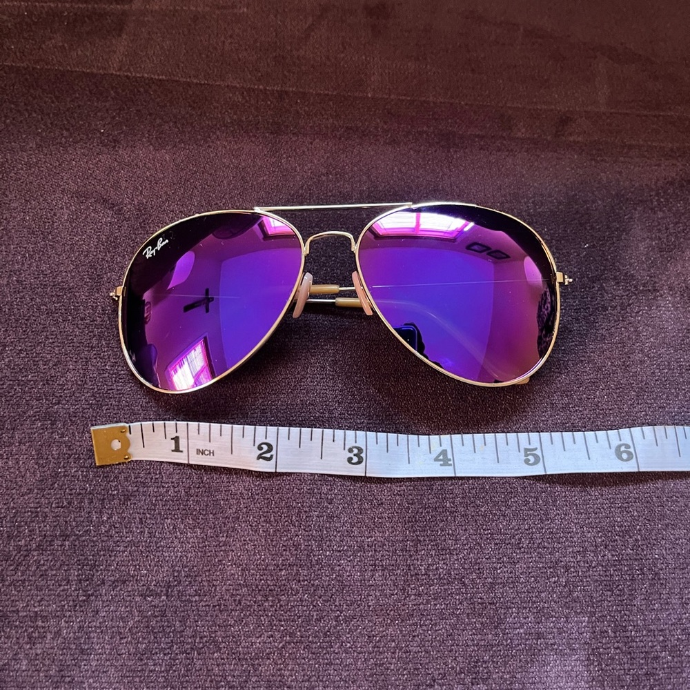 UNISEX RAY BAN SUNGLASSES & HARD CASE